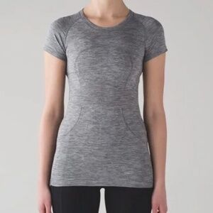 Swiftly Tech Short-Sleeve Shirt heather gray